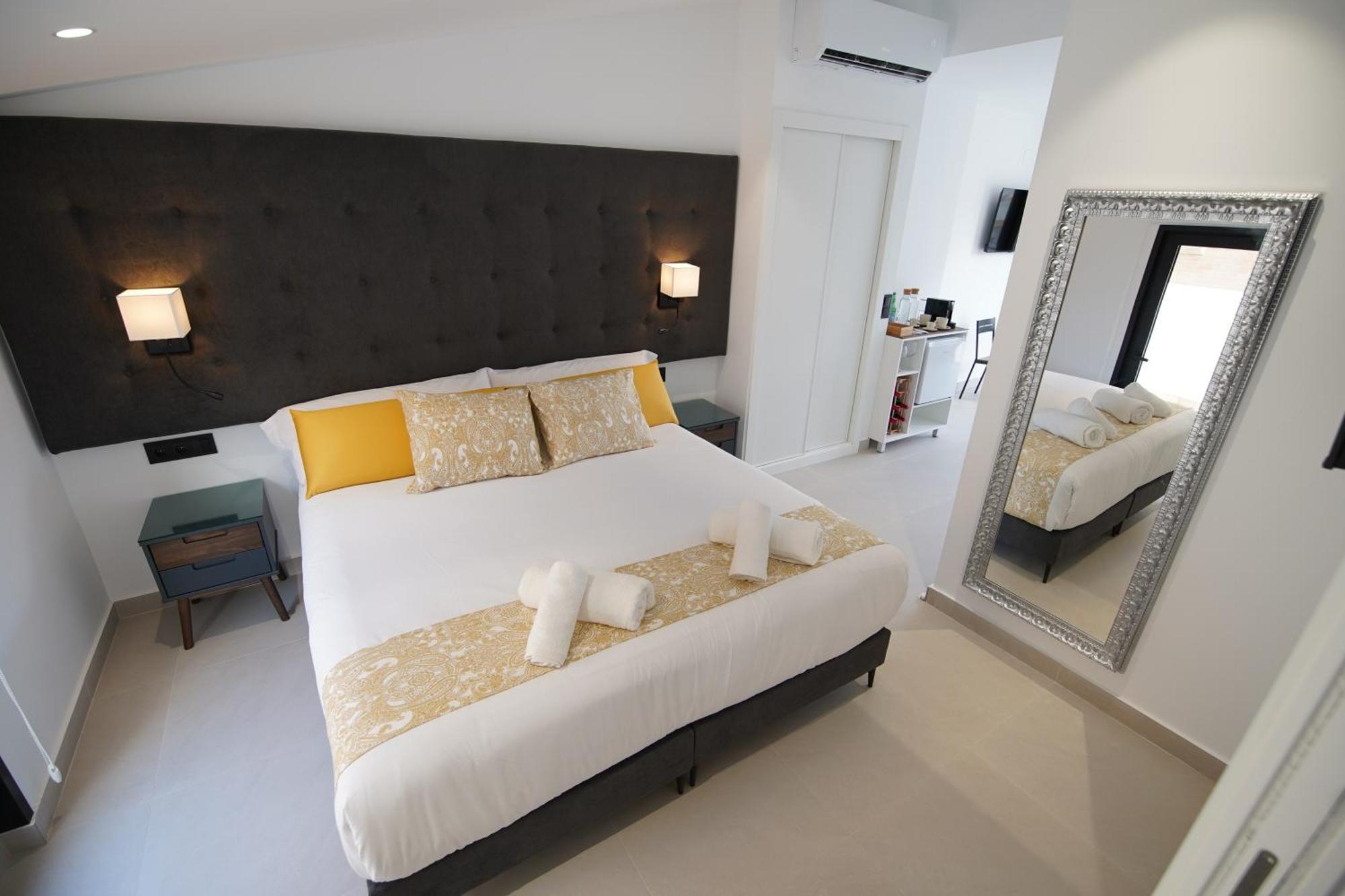 Bet Apartments - Suites Puerto Valence Extérieur photo
